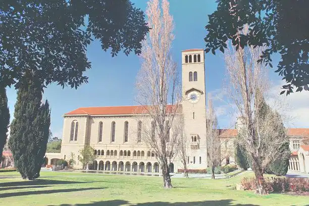Hotels near The University of Western Australia
