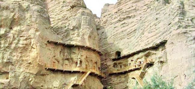 Qianfo Cave