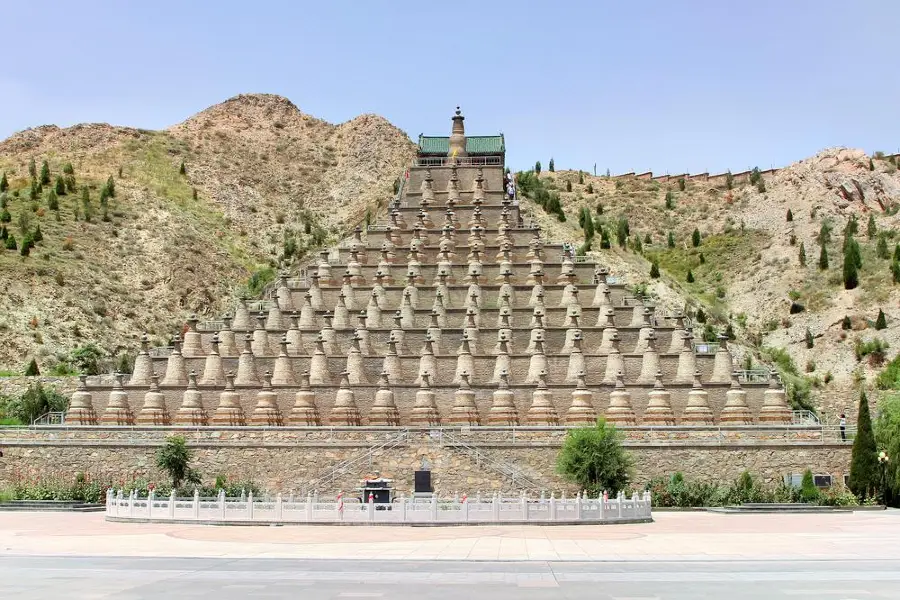 青銅峽108塔