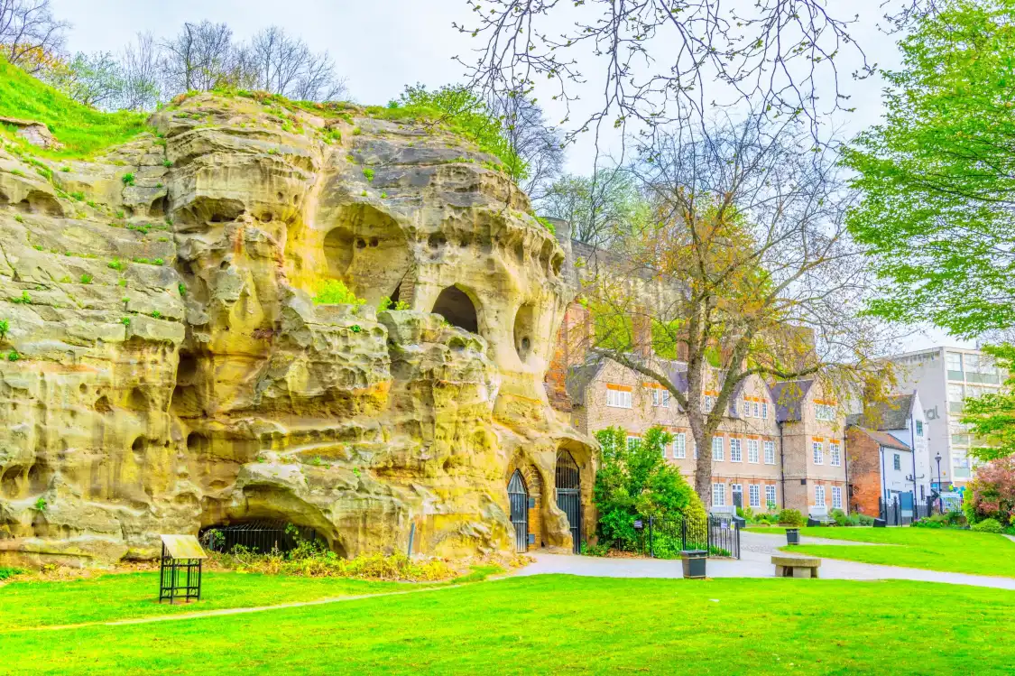 Hotels near City of Caves