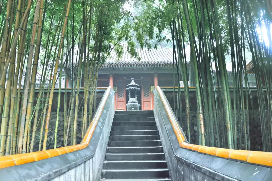 Tanzhe Temple