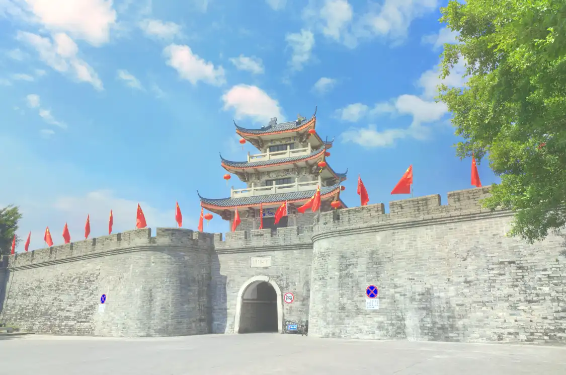 Hotels near Gufu City Wall