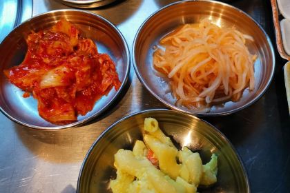 丹岱俱肉部（新亞店）