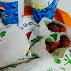 华莱士·全鸡汉堡(解放北路店) User Photo