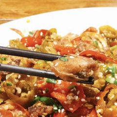 金典特色酒家(滨河路店) 여행 사진