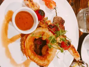 Lydon's Lodge Restaurant