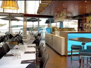 Black Angus Bar & Grill