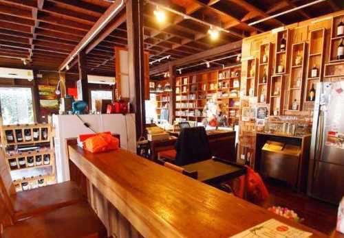The Meeting Room Art Cafe