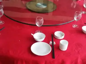 Dongming Restaurant (cangxinguojinglu)