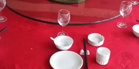 東明大飯店（滄辛過境路）