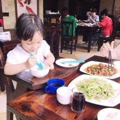 老革命饭店(白云源路店) User Photo