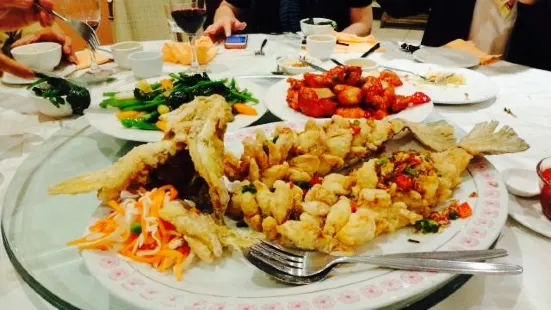 Golden Ocean Seafood BBQ Chinese restaurant