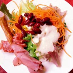 LAI HEEN User Photo