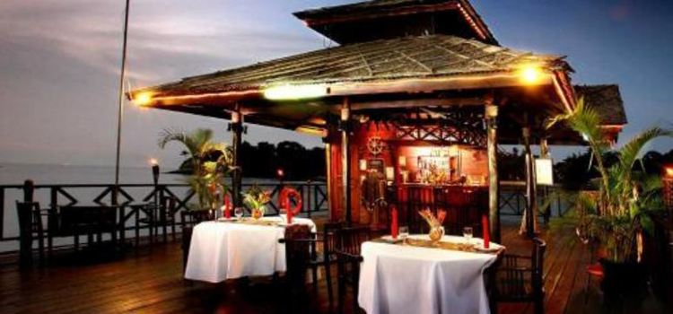 Calypso Floating Bar