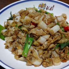 PENG CHU ZHU TI CAN TING User Photo