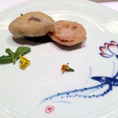 JADE RIVER User Photo