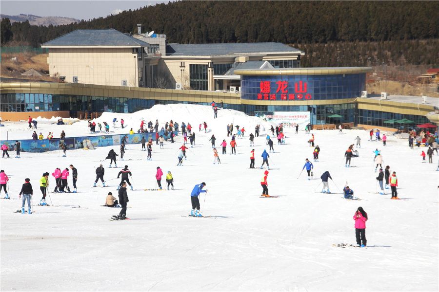蟠龍山滑雪場