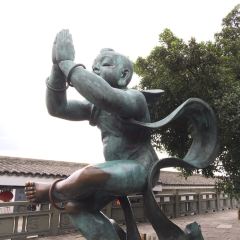 PU TUO SHAN LEI DI SEN ZHUANG YUAN User Photo