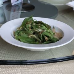 Zhongxintaifuzhujiajiaojinjiangjiudian·pinmingge User Photo