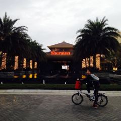 Shenzhoubandaofupengxilaidengjiudianyikele Western Restaurant User Photo