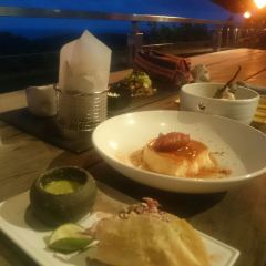 Unique Rooftop Bar & Restaurant User Photo