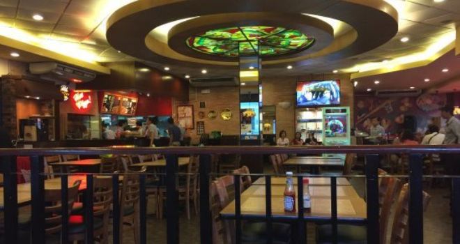 Shakeys Pizza