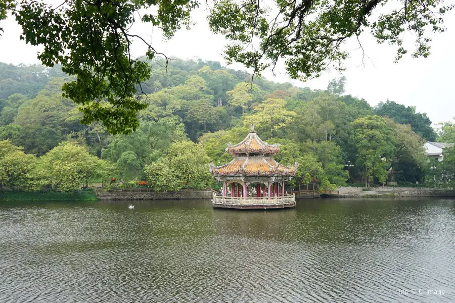 Chaozhou West Lake Park