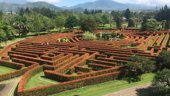 Taman Bunga Nusantara