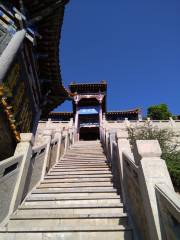 Longtou Temple