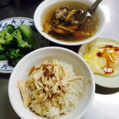 梁記嘉義雞肉飯張用戶圖片