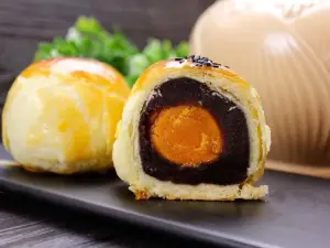 BU FAN SHOU GAN HONG PEI MIAN BAO WU