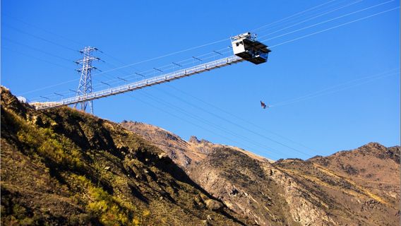 Nevis Bungy/Swing/Catapult