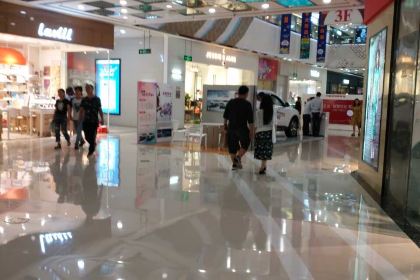 麦当劳(郑州二七万达店)