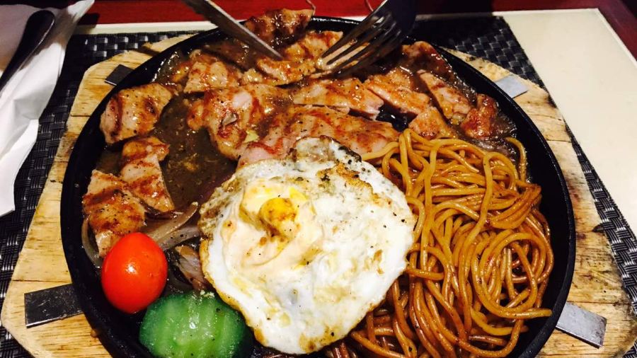 半秋山西餐厅(荆州万达店)