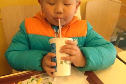 华莱士·全鸡汉堡(华阳店)