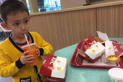 肯德基(新泰和店)