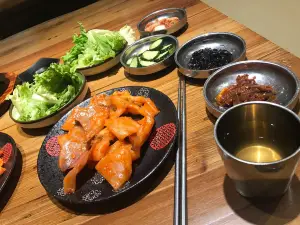 昱牛家烤肉一部(新一百店)