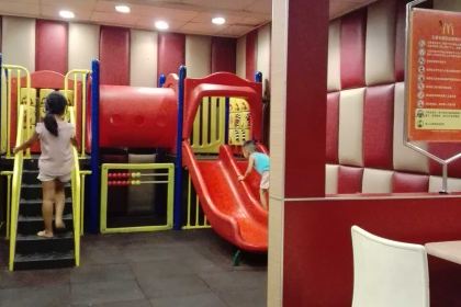 McDonald's (henanxinxiangpingyuanlu)