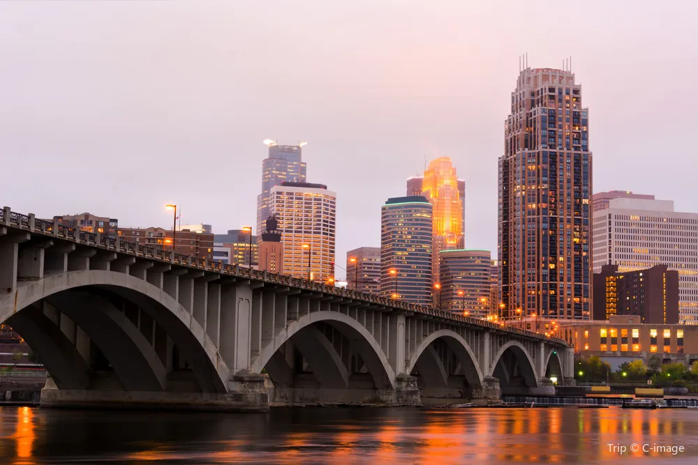 4_Downtown West