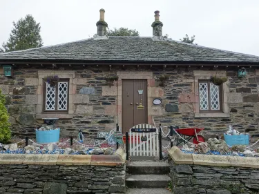 Luss