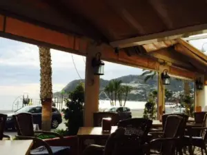 Cafe Bar Califa