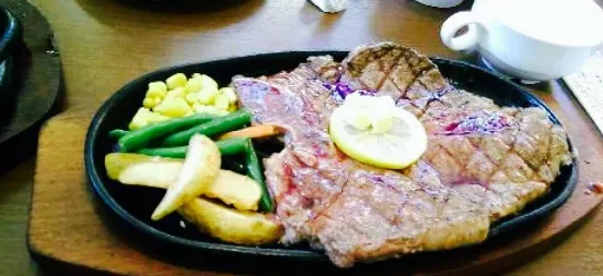 Steak House 88 Chura Beach