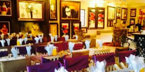 Cafè d' Art at Alice Art Gallery