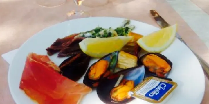 El Jou Vell Bufet Restaurant