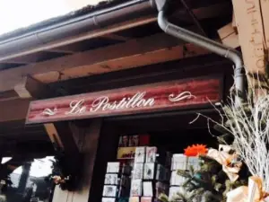 Le Postillon