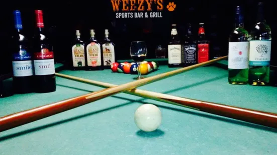 Weezy's Sports Bar & Grill