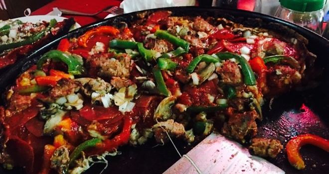 Pequod's Pizza