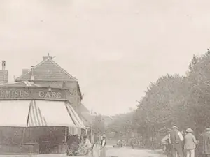 Marche Aux Chevaux