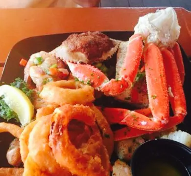 Riptides Raw Bar & Grill