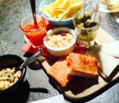 Manera Pub